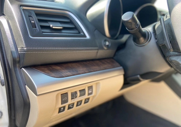 Subaru Outback cena 24000 przebieg: 111000, rok produkcji 2018 z Kłobuck małe 191